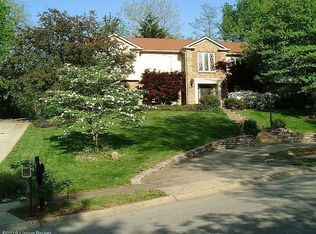 2311 Fallsview Rd, Indian Hills, KY 40207