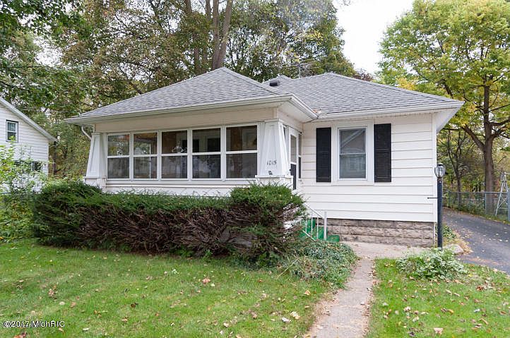 1st image of 1015 E Alcott St