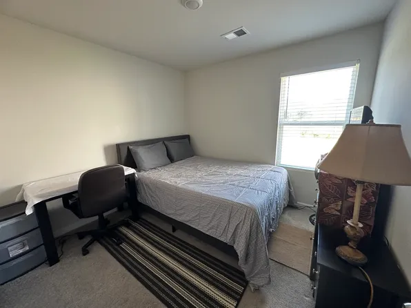 107 Whitespruce Ct, Lagrange, GA 30241