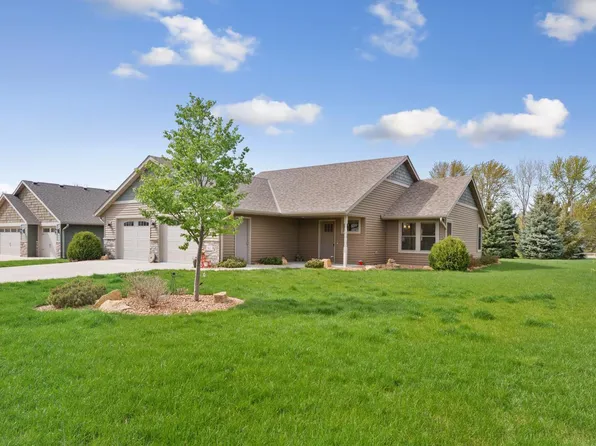 812 Horizon Ct, Belle Plaine, MN 56011