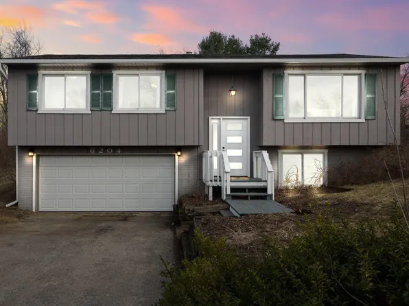 6204 Beverly Dr, Traverse City, MI 49685