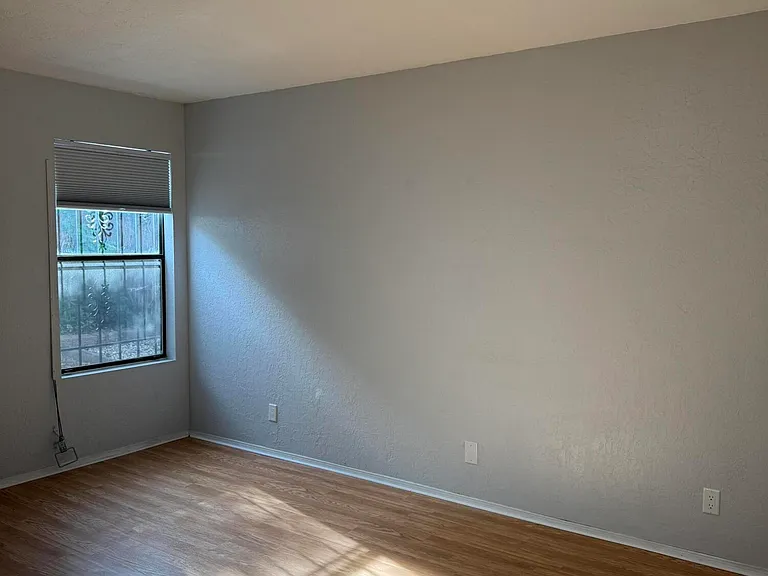 5516 Delhi St NE — Photo 14