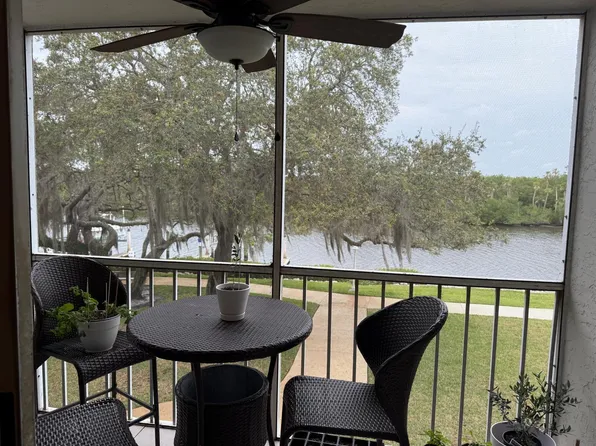 2512 SE Anchorage Cove #F2, Port St Lucie, FL 34952