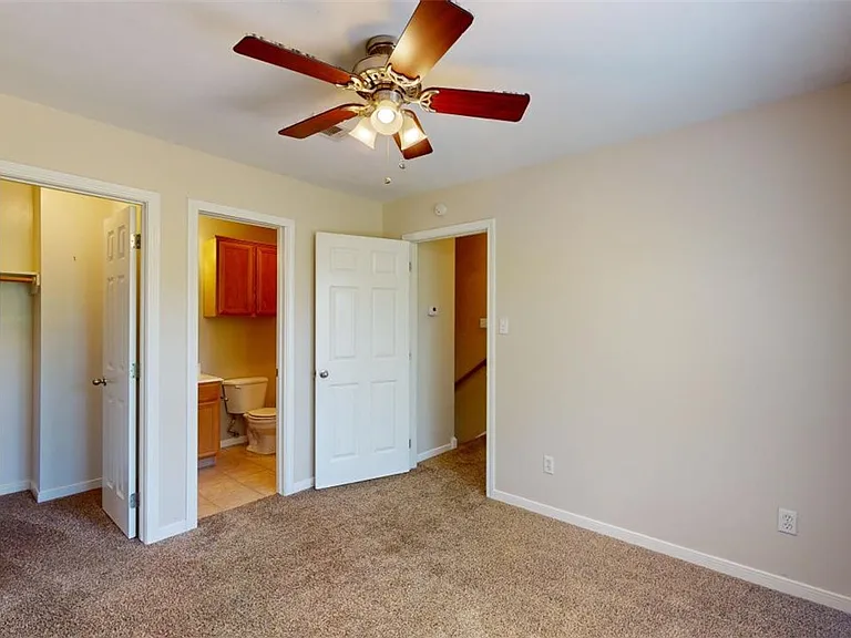 2407 Pintail Loop — Photo 10