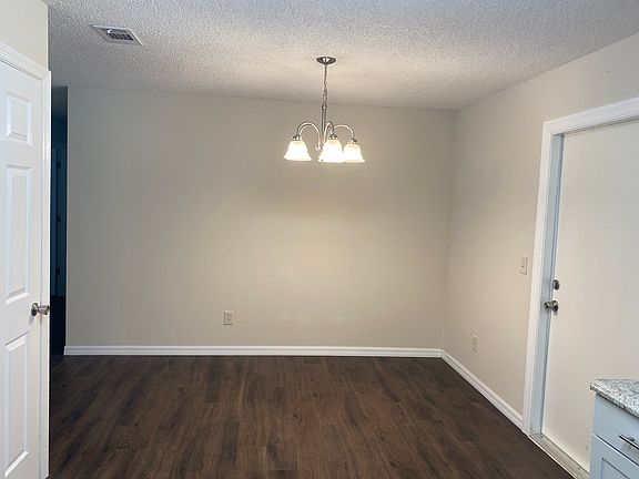5th image of 2033 NE 59th St