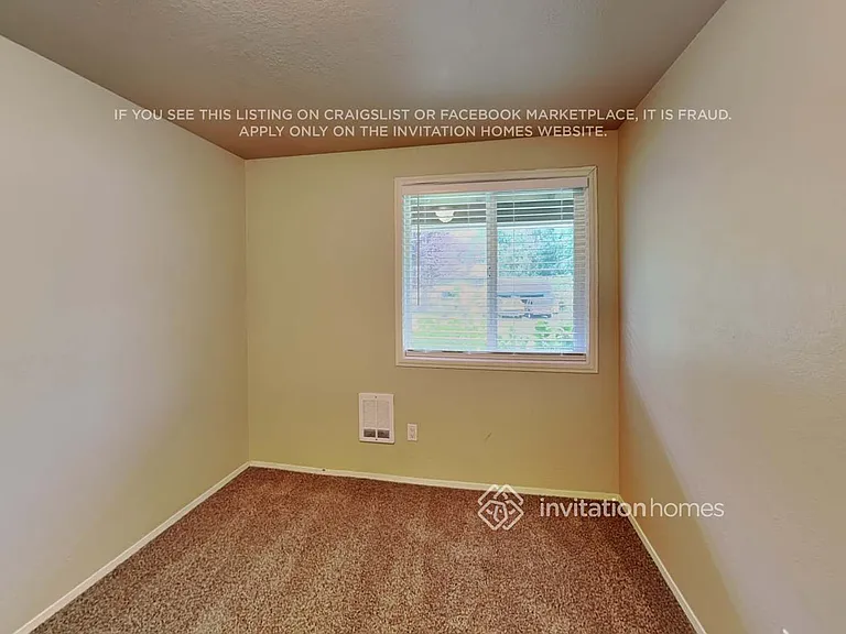 5823 60th Dr NE — Photo 10