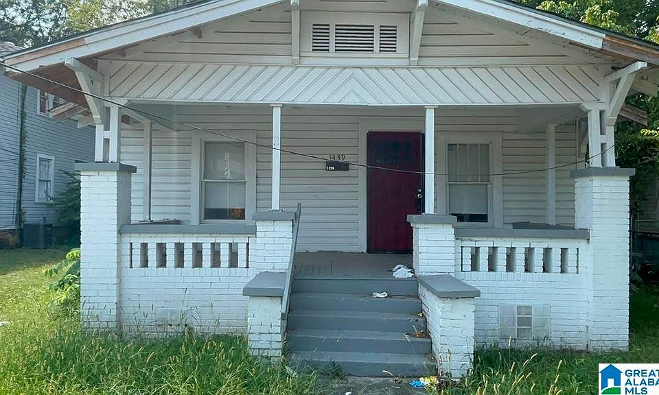 1st image of 1439 Sloan Ave