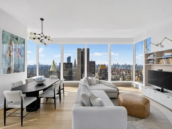 15 East 30th Street image 1 of 20