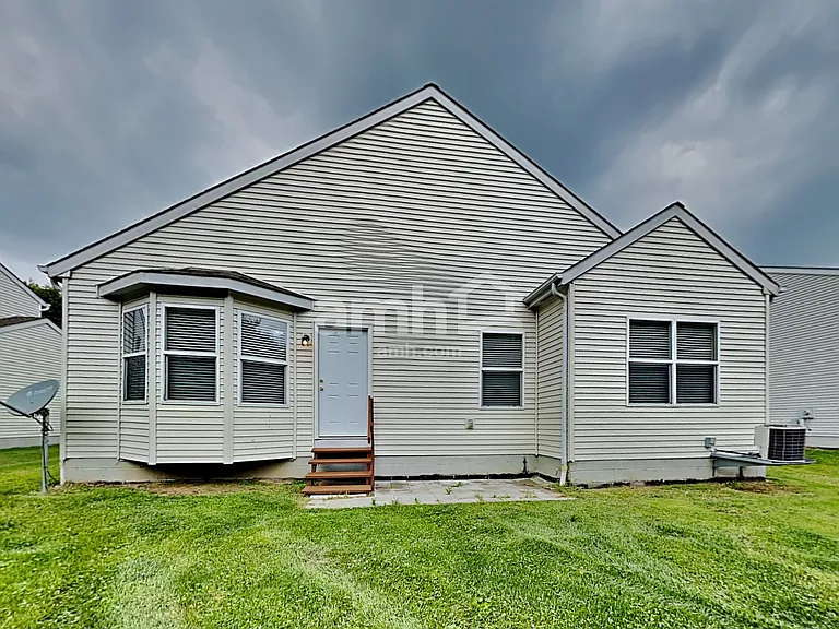 1468 E Quail Run Dr — Photo 17