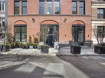 Rented by Artifact.co