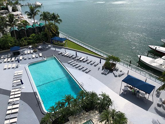 3rd image of 1200 West Ave #North