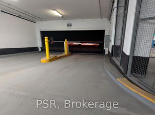 11 Wellesley St W #P81, Toronto, ON M4Y 0G4
