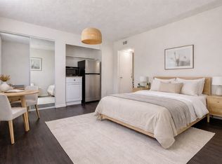 2025 Laurie Ln #1, Costa Mesa, CA 92627