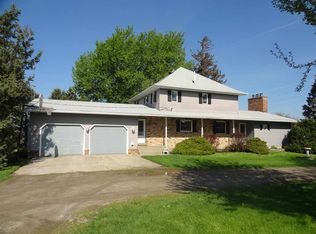 1766 230th St, Williamsburg, IA 52361