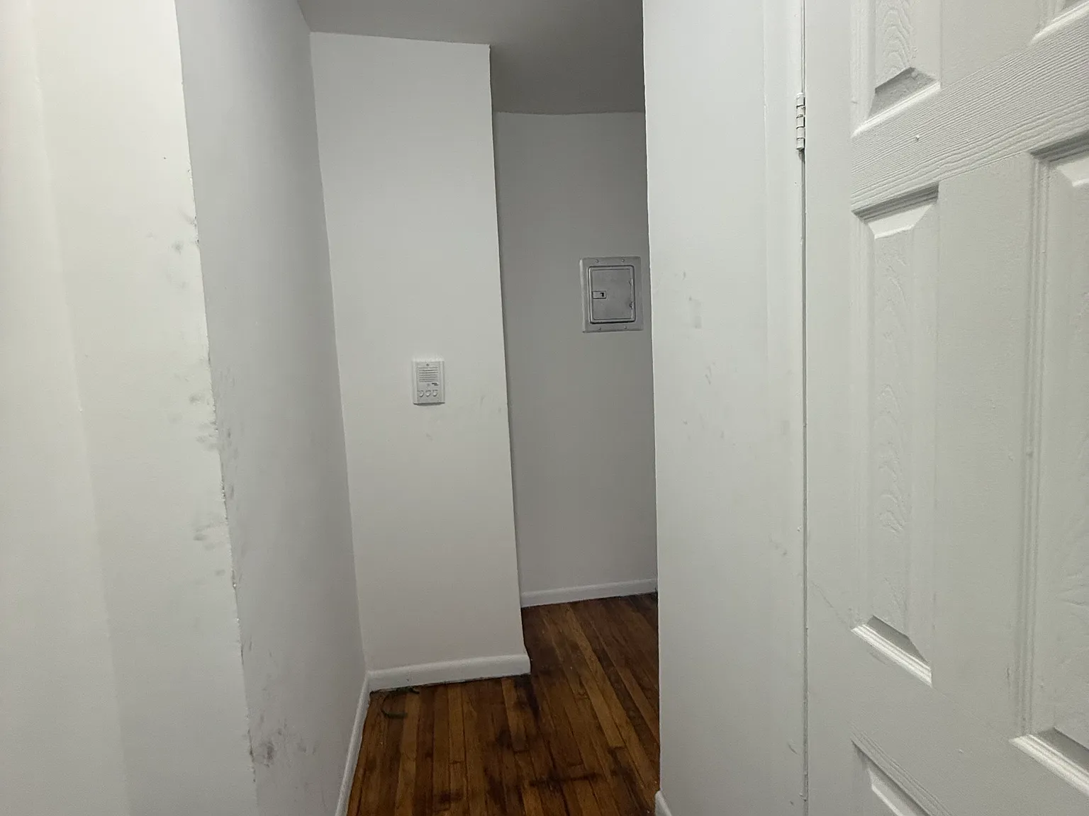 1 bed, $1,895 — Photo 4