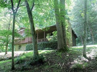 403 Fred Holcombe Rd, Mars Hill, NC 28754