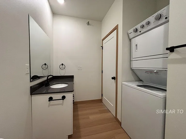Washington Flats — Photo 15