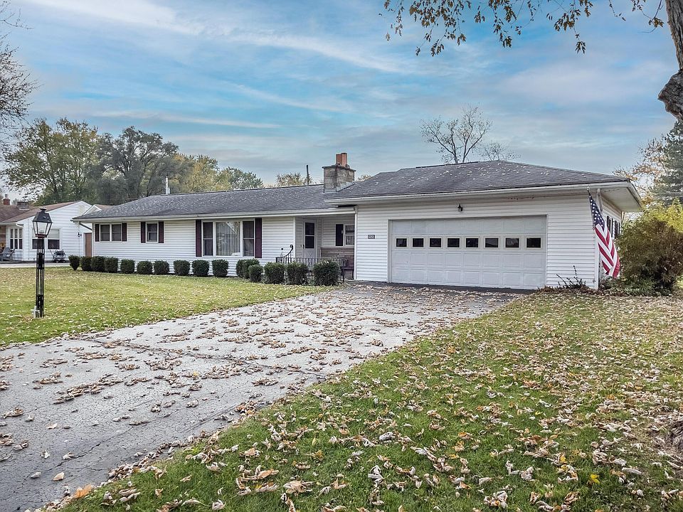 1st image of 1520 Grimes Cir