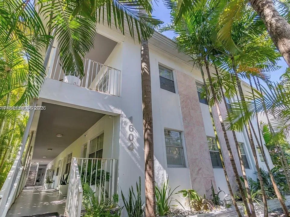 1604 Drexel Ave #201