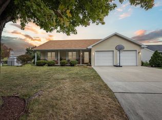 1155 Aphrodite Rd, Green Bay, WI 54311