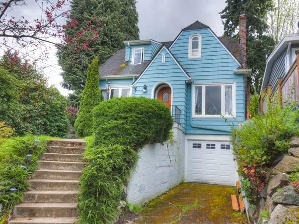 2215 E McGraw St, Seattle, WA 98112