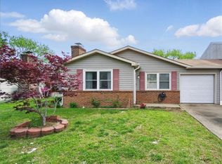 908 Spring Garden Ln, Virginia Beach, VA 23452