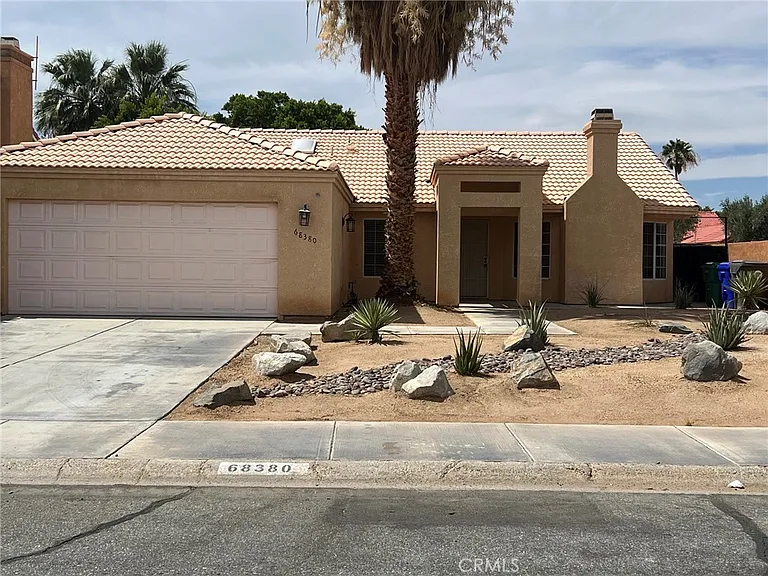 68380 Risueno Rd — Photo 1