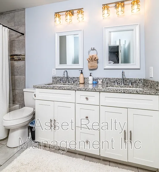 301 E Quincy Ave — Photo 20