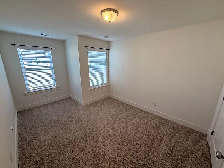 14 Steelwood Ct — Photo 18