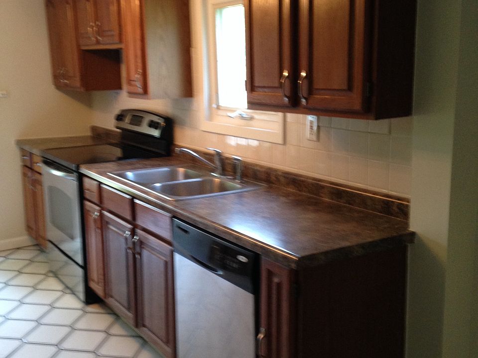 2nd image of 230 South St