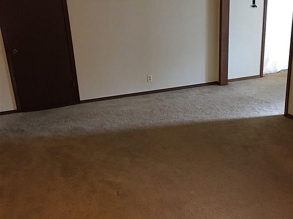 3rd image of 1204 Cheryl Dr