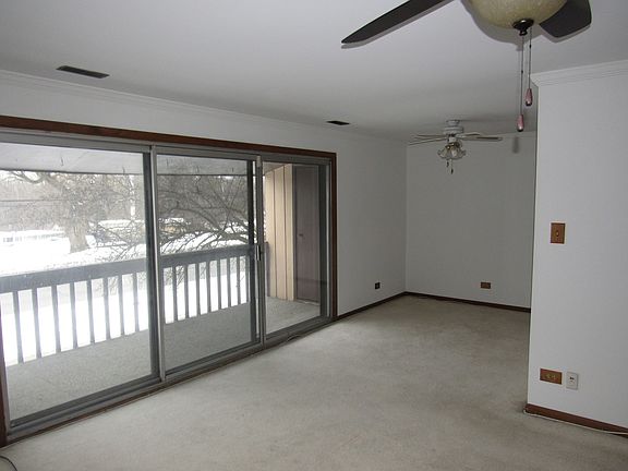4th image of 632 E Glenwood Dyer Rd #A