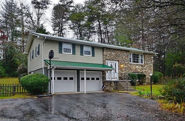 1st image of 138 Whisperwood Dr