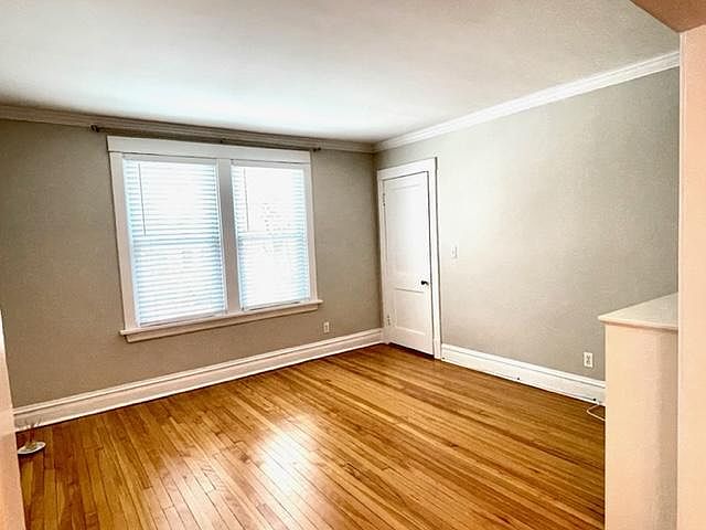 1st image of 5039 N Wolcott Ave