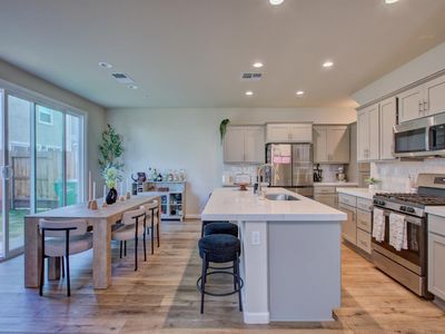 3930 Dedication Dr, Turlock, CA, 95382