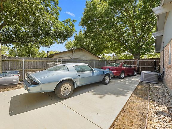 3rd image of 6054 Dunson Dr
