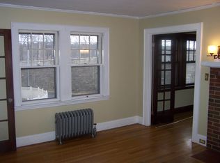 1667 Centre St #1669, Newton, MA 02461