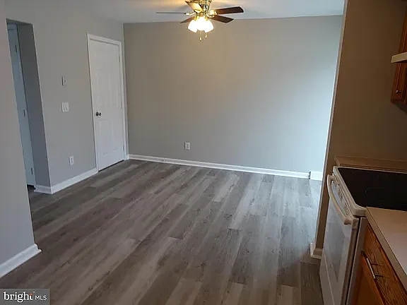 8795 Kings Rd — Photo 6