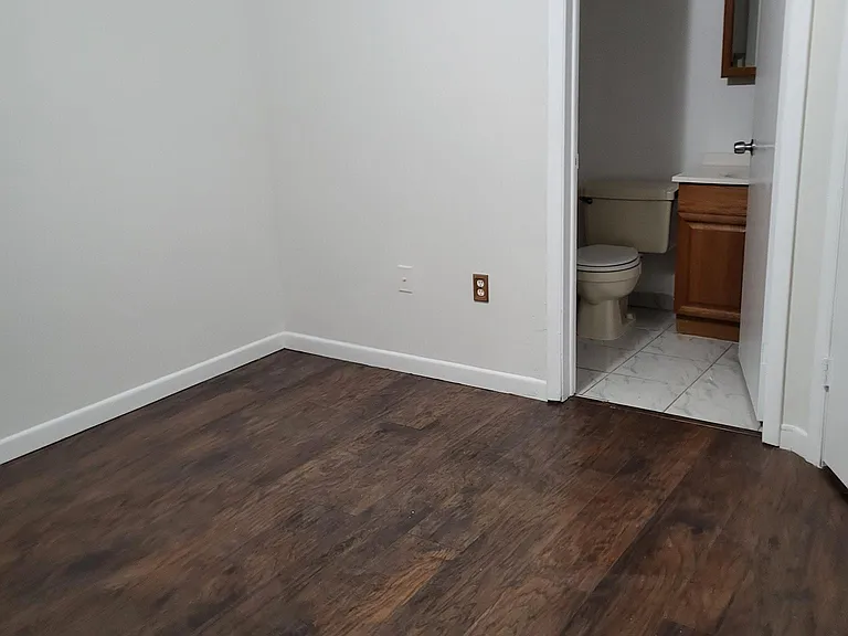 Master with en suite bathroom