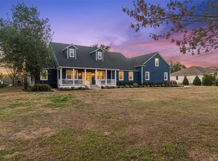 32345 Wolfs Trl, Sorrento, FL 32776