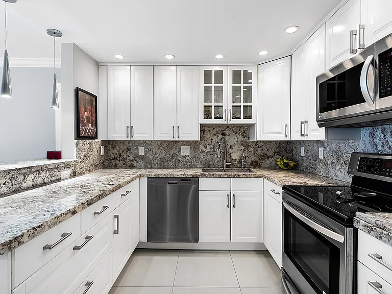 3850 Galt Ocean Dr #1003 — Photo 9