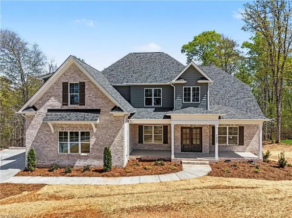 7904 Backridge Dr, Stokesdale, NC 27357
