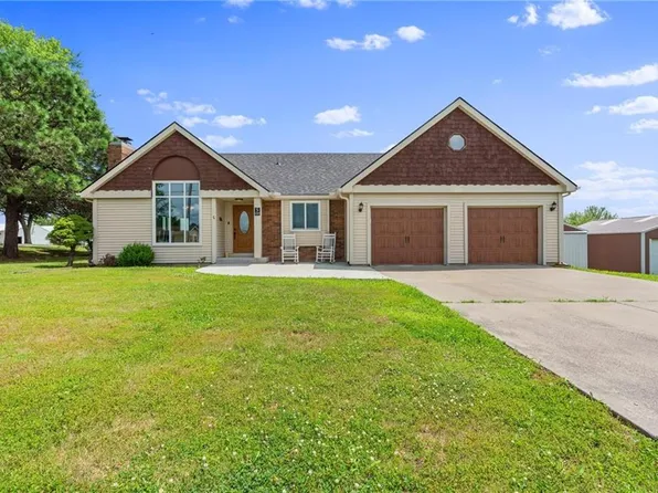 807 Seybold Rd, Excelsior Springs, MO 64024