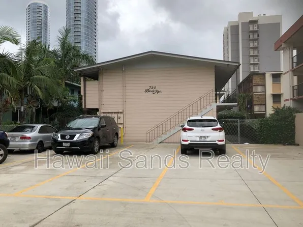 720 Birch St APT D, Honolulu, HI 96814
