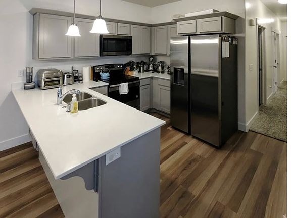 5th image of 4711 W Goldblum Ln #V201