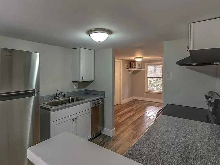 183 Hillside Dr — Photo 7