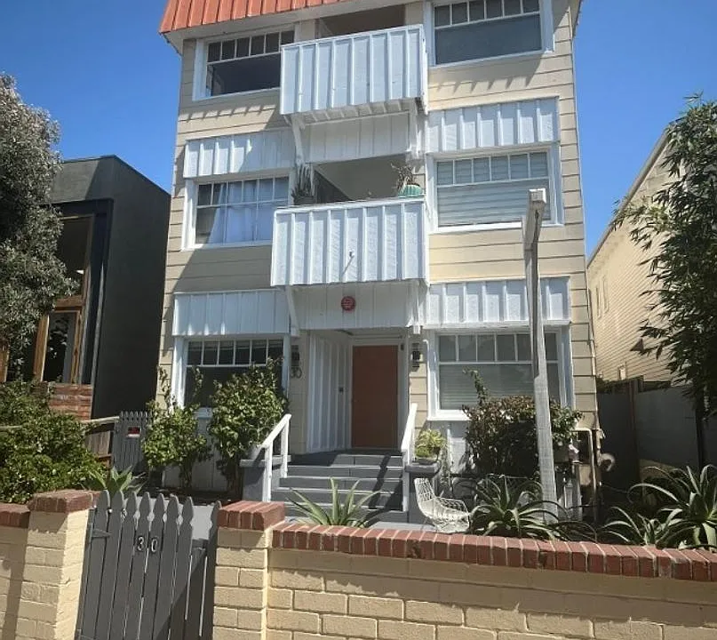 30 Dudley Ave