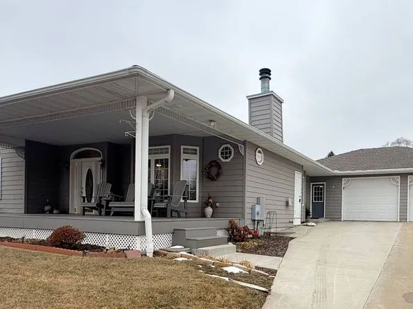 5406 Main St, Running Water, SD 57062