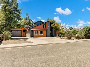 2221 S Hall St, Visalia, CA