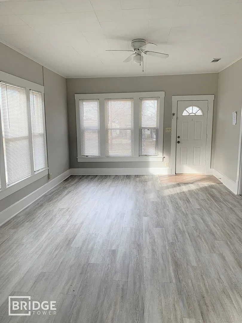 520 E Day Street, Denison, Texas 75021 — Photo 2